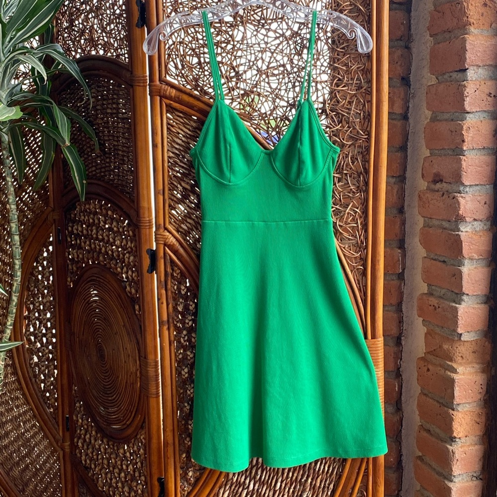 Wild Fable Beautiful Emerald Green Knit Dress Adjustable Straps Great Condition!